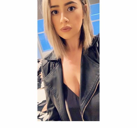 Foto desnuda filtrada de OnlyFans de Kathryn