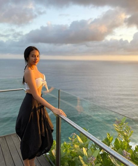 Anya Geraldine