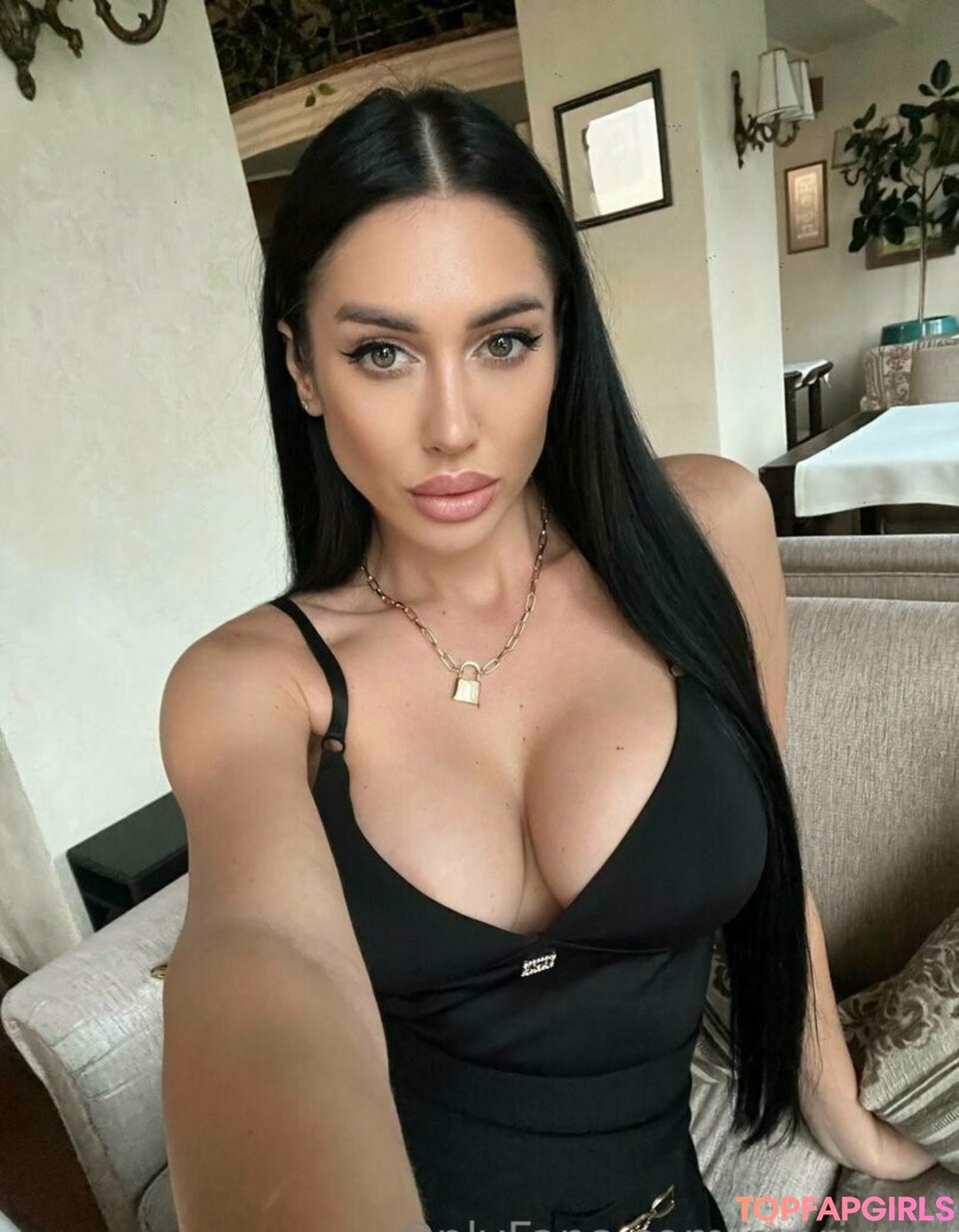 Foto desnuda filtrada de OnlyFans de Marinadima #39 Foto desnuda filtrada de OnlyFans de Marinadima #39