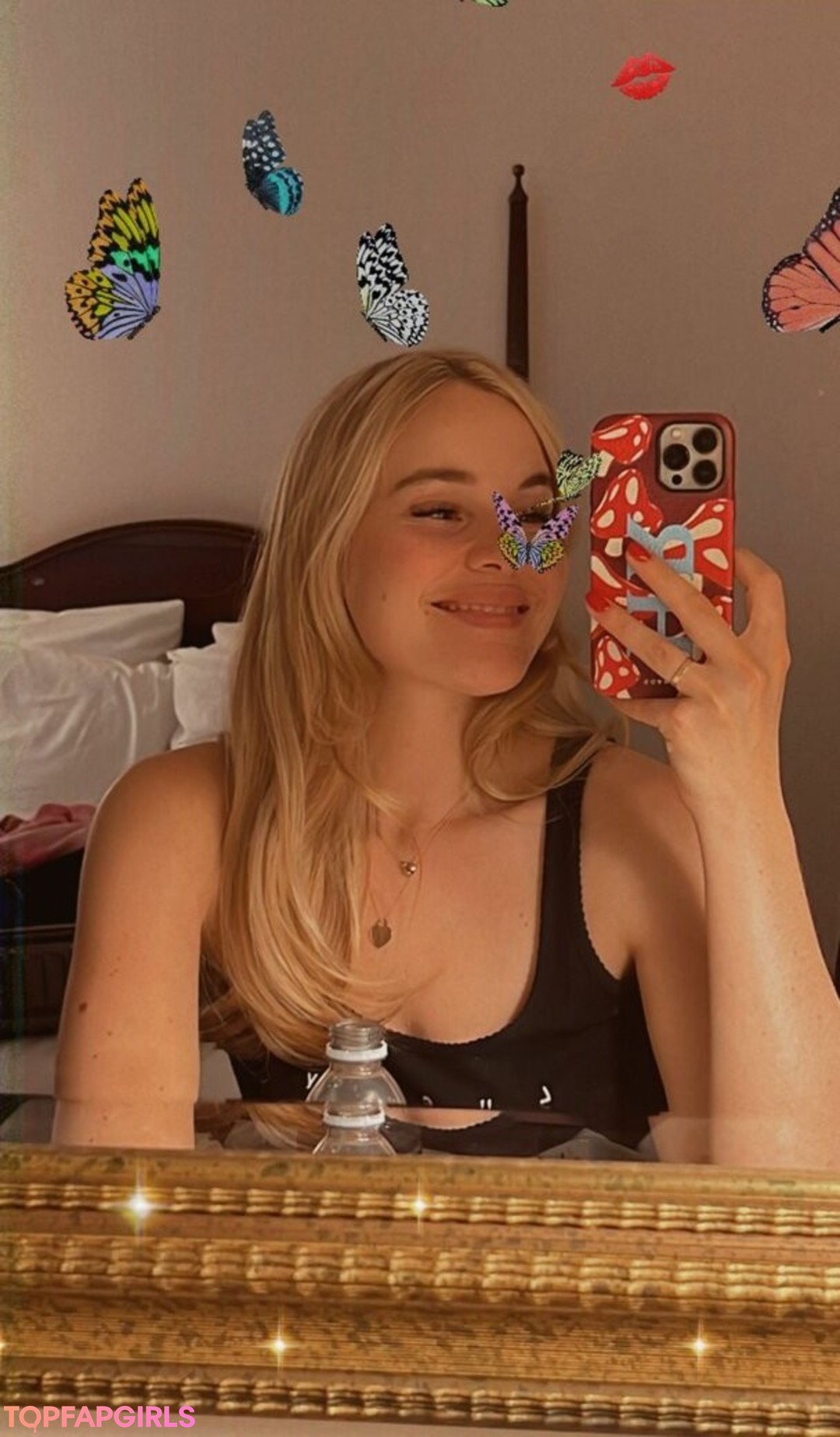 Foto desnuda filtrada de OnlyFans de Holly Ramsay #12 Foto desnuda filtrada de OnlyFans de Holly Ramsay #12