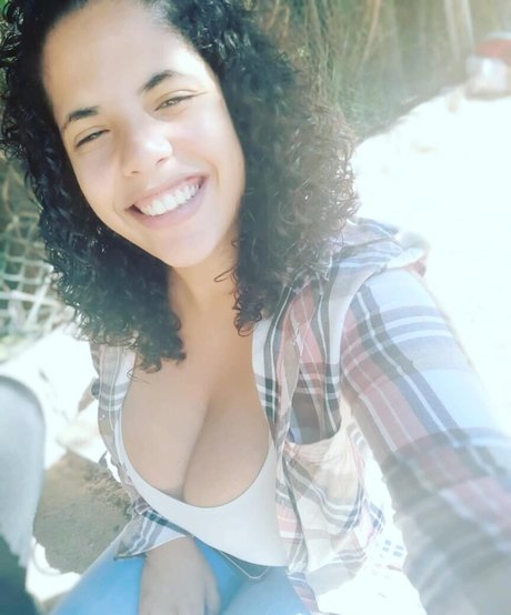 Foto desnuda filtrada de OnlyFans de Mayla Coimbra