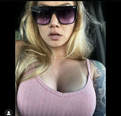 Foto desnuda filtrada de OnlyFans de Anchorladybree