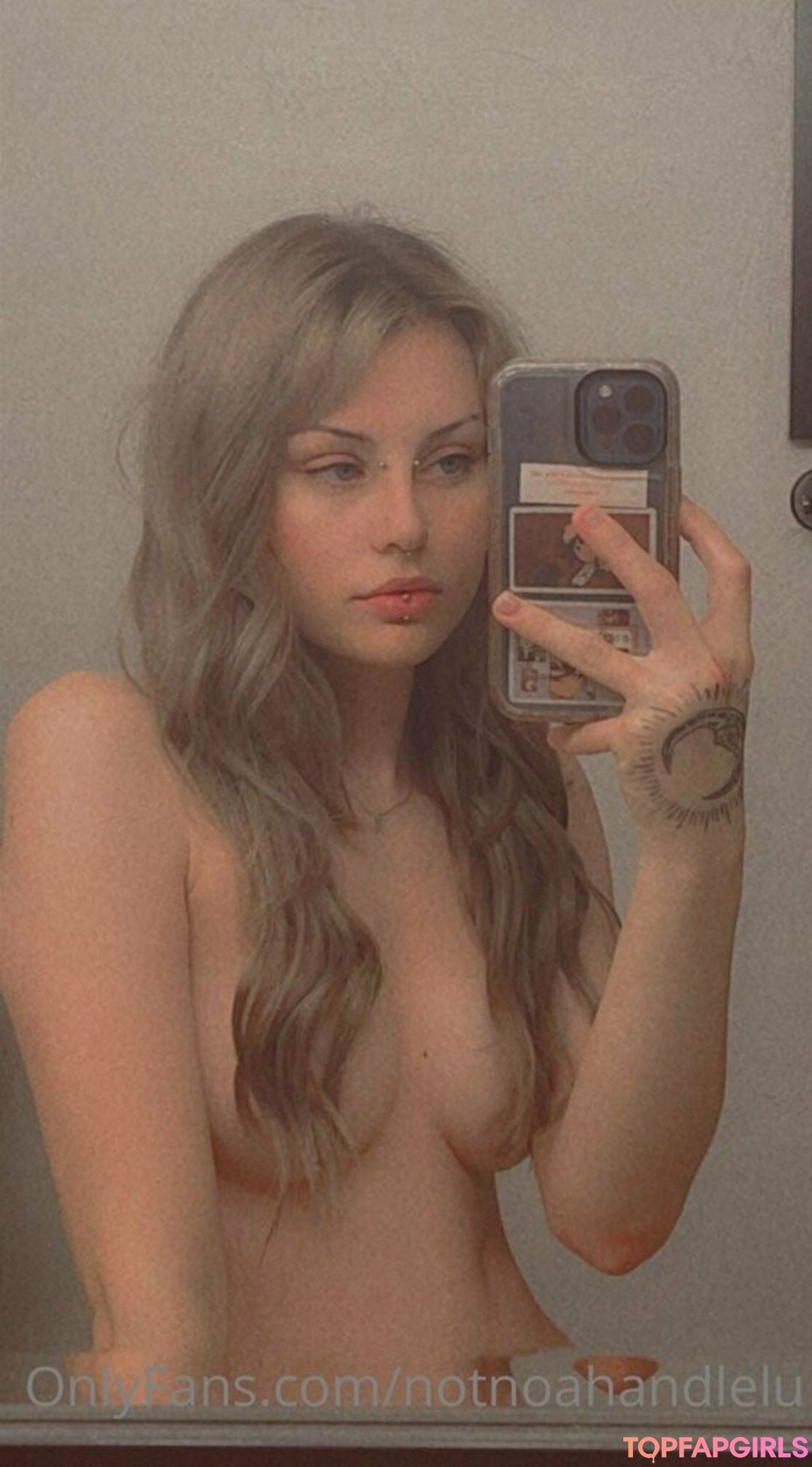 Foto desnuda filtrada de OnlyFans de Notnoahandlelu #4 Foto desnuda filtrada de OnlyFans de Notnoahandlelu #4