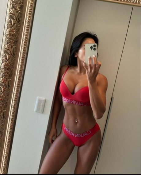 Foto desnuda filtrada de OnlyFans de Exgkurumi