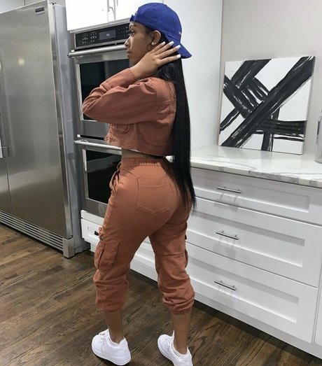 Foto desnuda filtrada de OnlyFans de Realamarie
