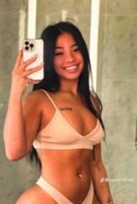 Foto desnuda filtrada de OnlyFans de Alguem Sabe Quem E Ela
