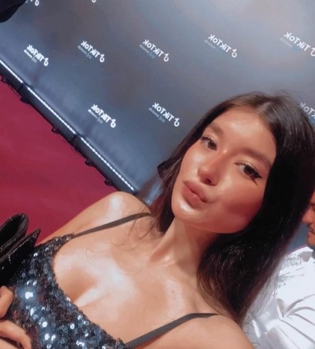 Foto desnuda filtrada de OnlyFans de Gbii Mel0