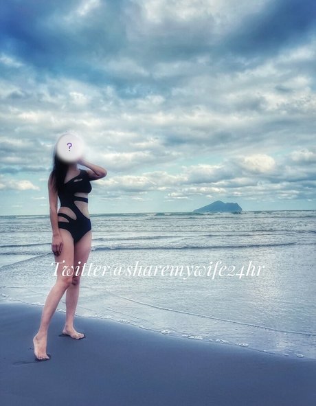 Foto desnuda filtrada de OnlyFans de Sharemywife24hr