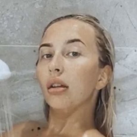 Foto desnuda filtrada de OnlyFans de Shanlouisexo