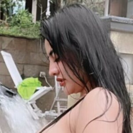 Foto desnuda filtrada de OnlyFans de Neysa Alina