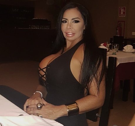 Foto desnuda filtrada de OnlyFans de Carolina Luna