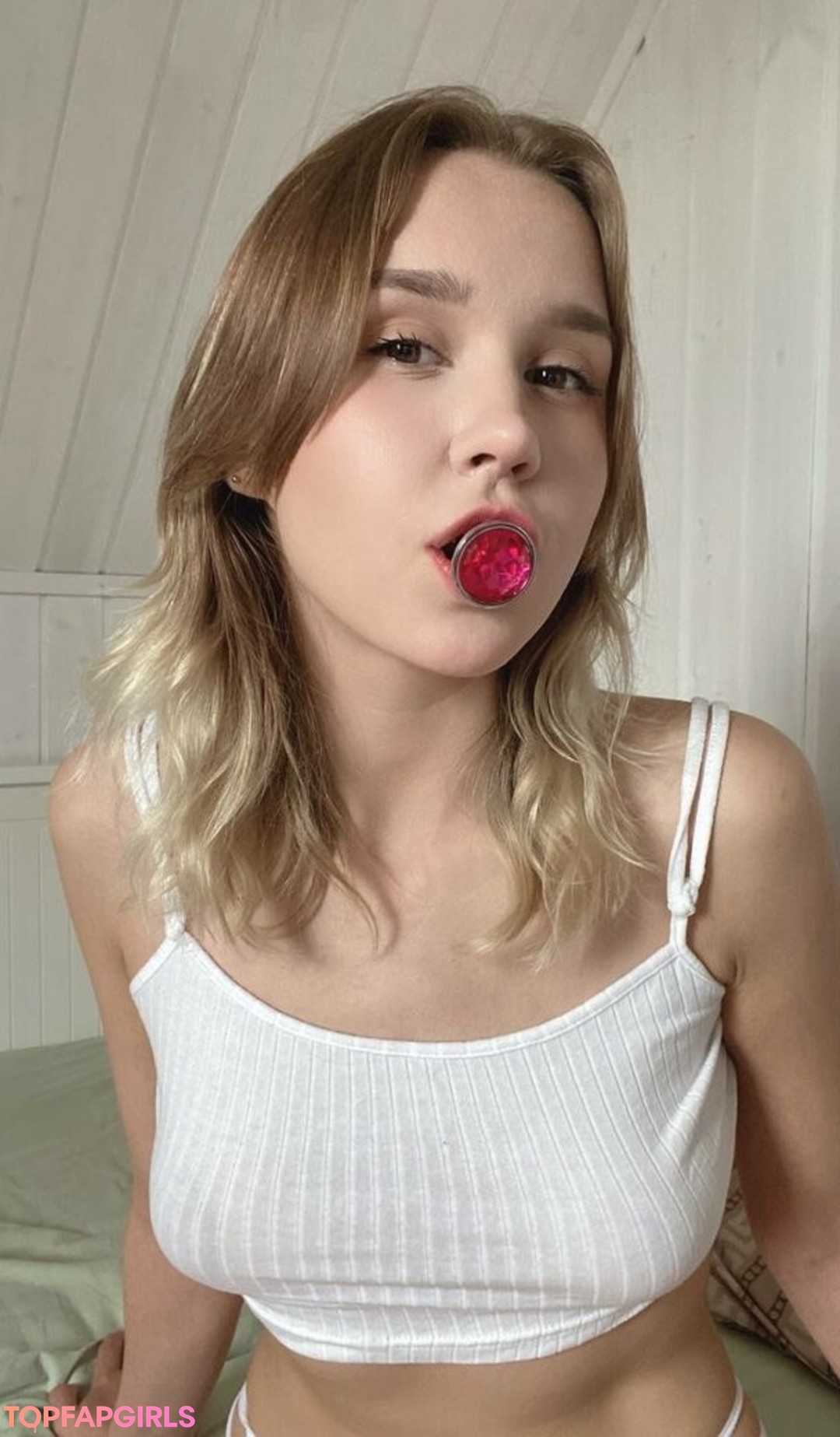 Foto desnuda filtrada de OnlyFans de Dollhole  Grabfuck #136 Foto desnuda filtrada de OnlyFans de Dollhole  Grabfuck #136