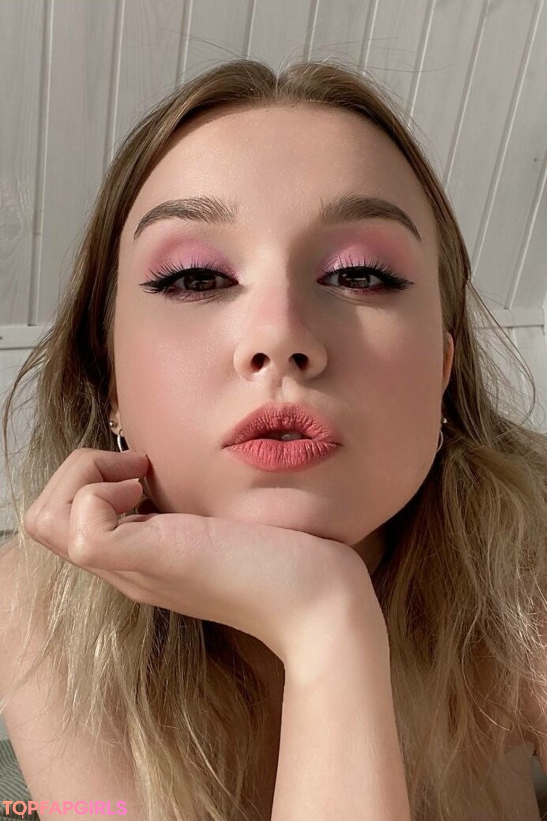 Foto desnuda filtrada de OnlyFans de Dollhole  Grabfuck #77 Foto desnuda filtrada de OnlyFans de Dollhole  Grabfuck #77