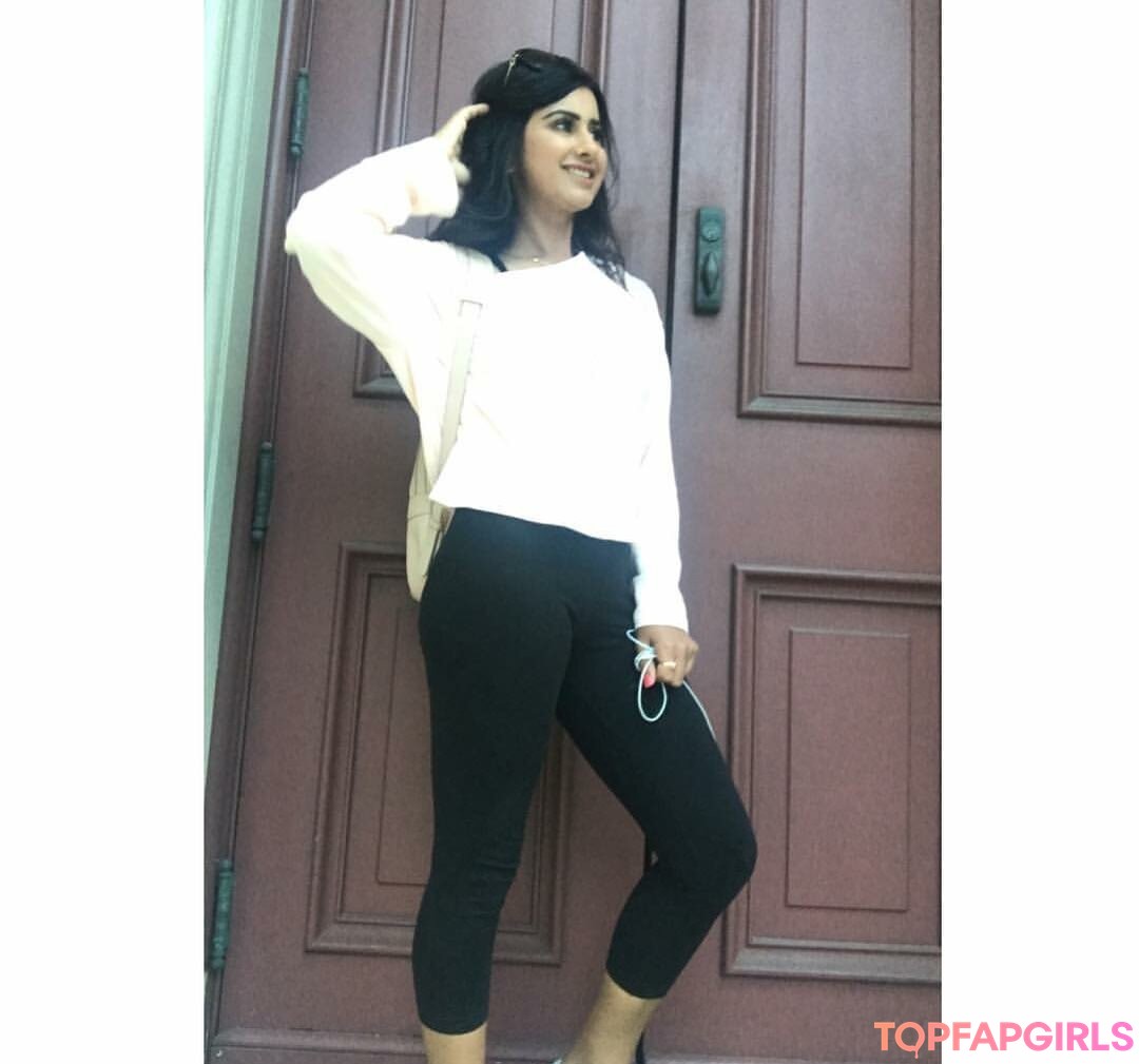 Foto desnuda filtrada de OnlyFans de Meetii Kalher #799 Foto desnuda filtrada de OnlyFans de Meetii Kalher #799