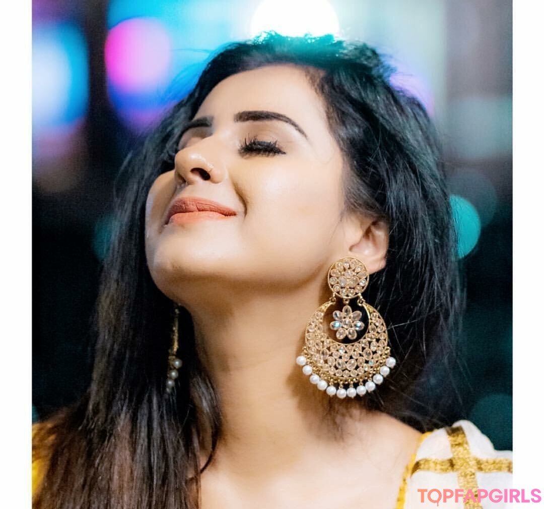 Foto desnuda filtrada de OnlyFans de Meetii Kalher #827 Foto desnuda filtrada de OnlyFans de Meetii Kalher #827