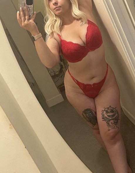 Foto desnuda filtrada de OnlyFans de Tychebaby22