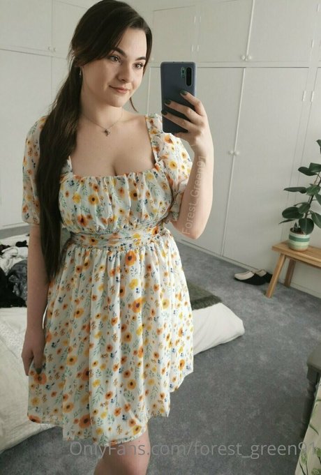 Foto desnuda filtrada de OnlyFans de Forestgreen91