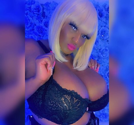 Foto desnuda filtrada de OnlyFans de Londynn Vega