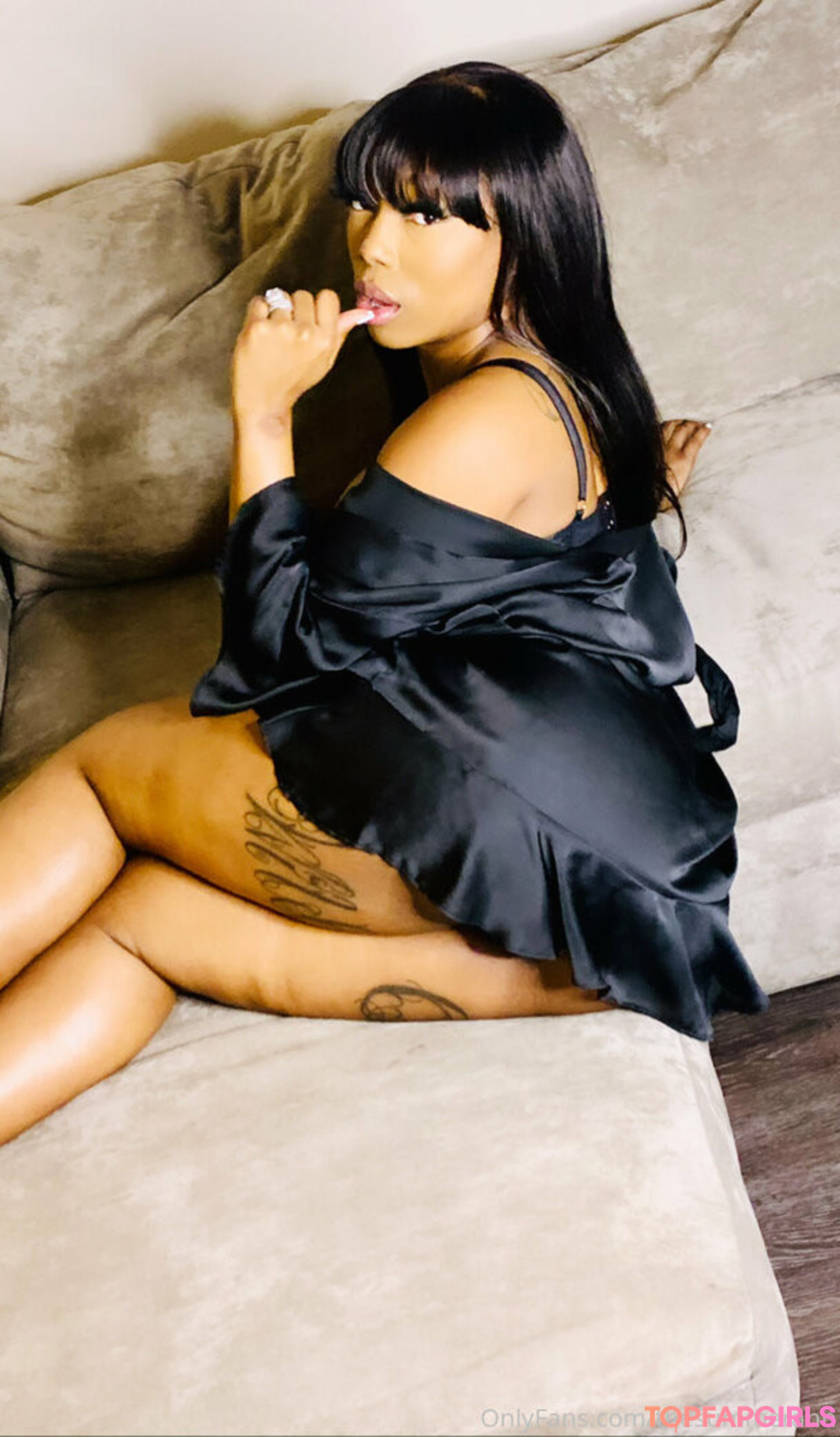 Foto desnuda filtrada de OnlyFans de Summerntae #21 Foto desnuda filtrada de OnlyFans de Summerntae #21