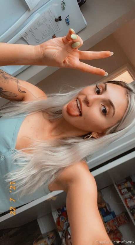 Foto desnuda filtrada de OnlyFans de Fawnx