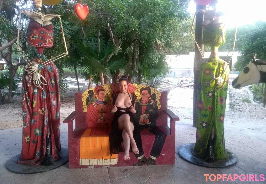 Foto desnuda filtrada de OnlyFans de Alessa Shine #39 Foto desnuda filtrada de OnlyFans de Alessa Shine #39