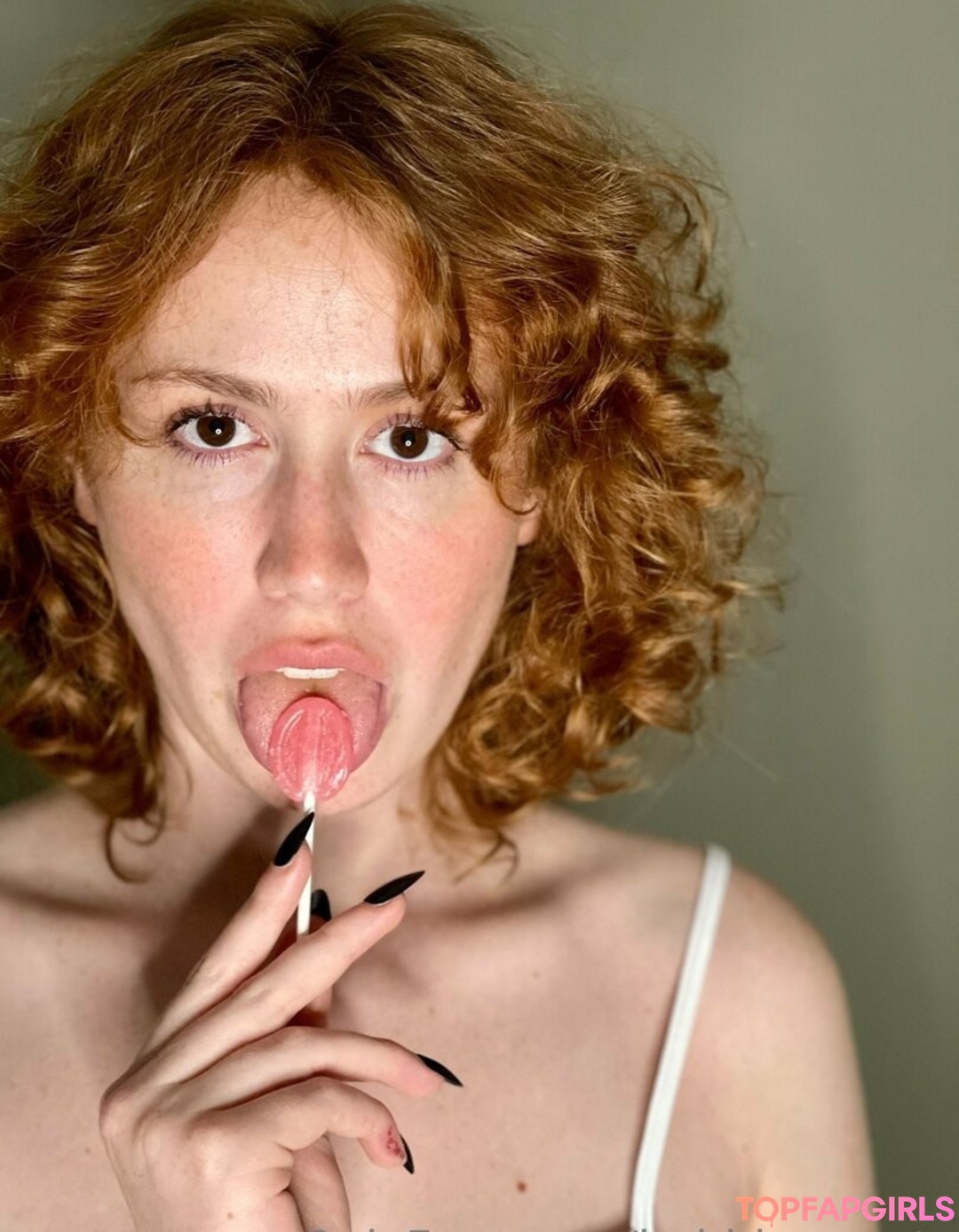 Foto desnuda filtrada de OnlyFans de Bobbie Sweets #140 Foto desnuda filtrada de OnlyFans de Bobbie Sweets #140