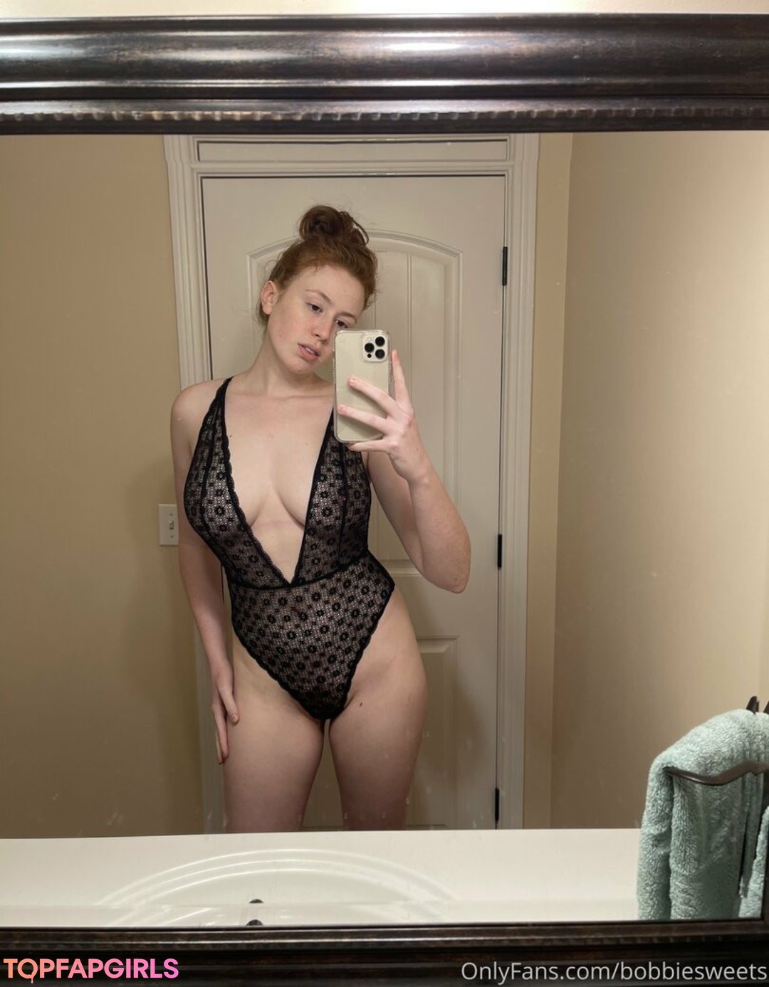 Foto desnuda filtrada de OnlyFans de Bobbie Sweets #32 Foto desnuda filtrada de OnlyFans de Bobbie Sweets #32