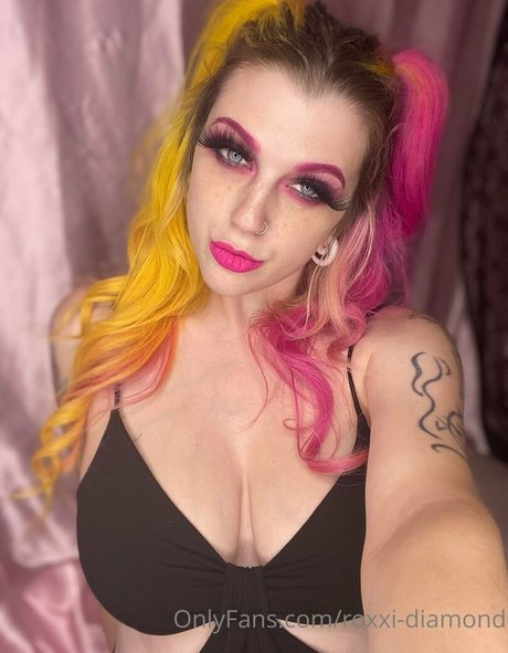 Foto desnuda filtrada de OnlyFans de Roxxi Diamond