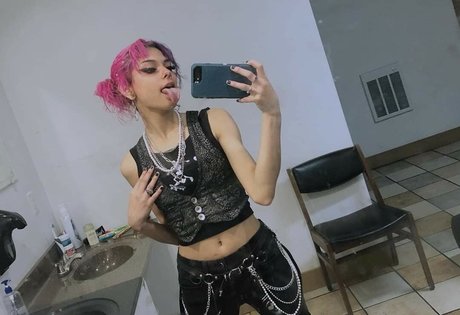 Foto desnuda filtrada de OnlyFans de Nymphfairy2002