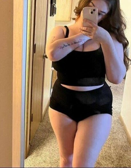 Foto desnuda filtrada de OnlyFans de Midori Meeks