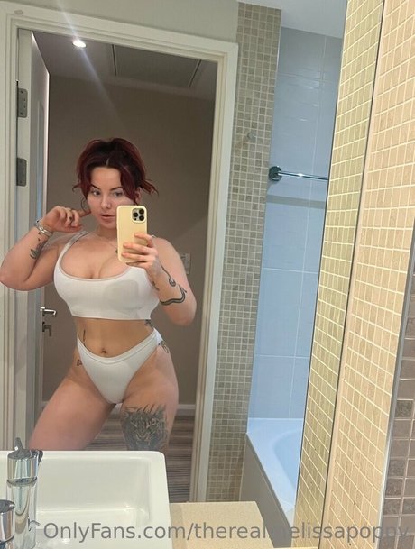 Foto desnuda filtrada de OnlyFans de Therealmelissapoppy
