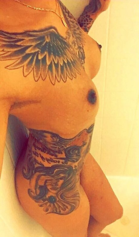 Honey FoXXX