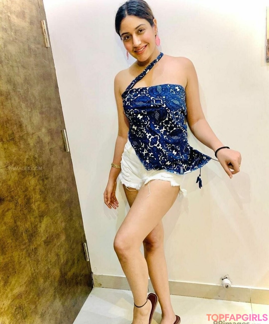 Foto desnuda filtrada de OnlyFans de Surbhi Chandna #334 Foto desnuda filtrada de OnlyFans de Surbhi Chandna #334