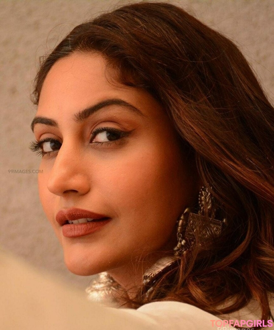 Foto desnuda filtrada de OnlyFans de Surbhi Chandna #360 Foto desnuda filtrada de OnlyFans de Surbhi Chandna #360