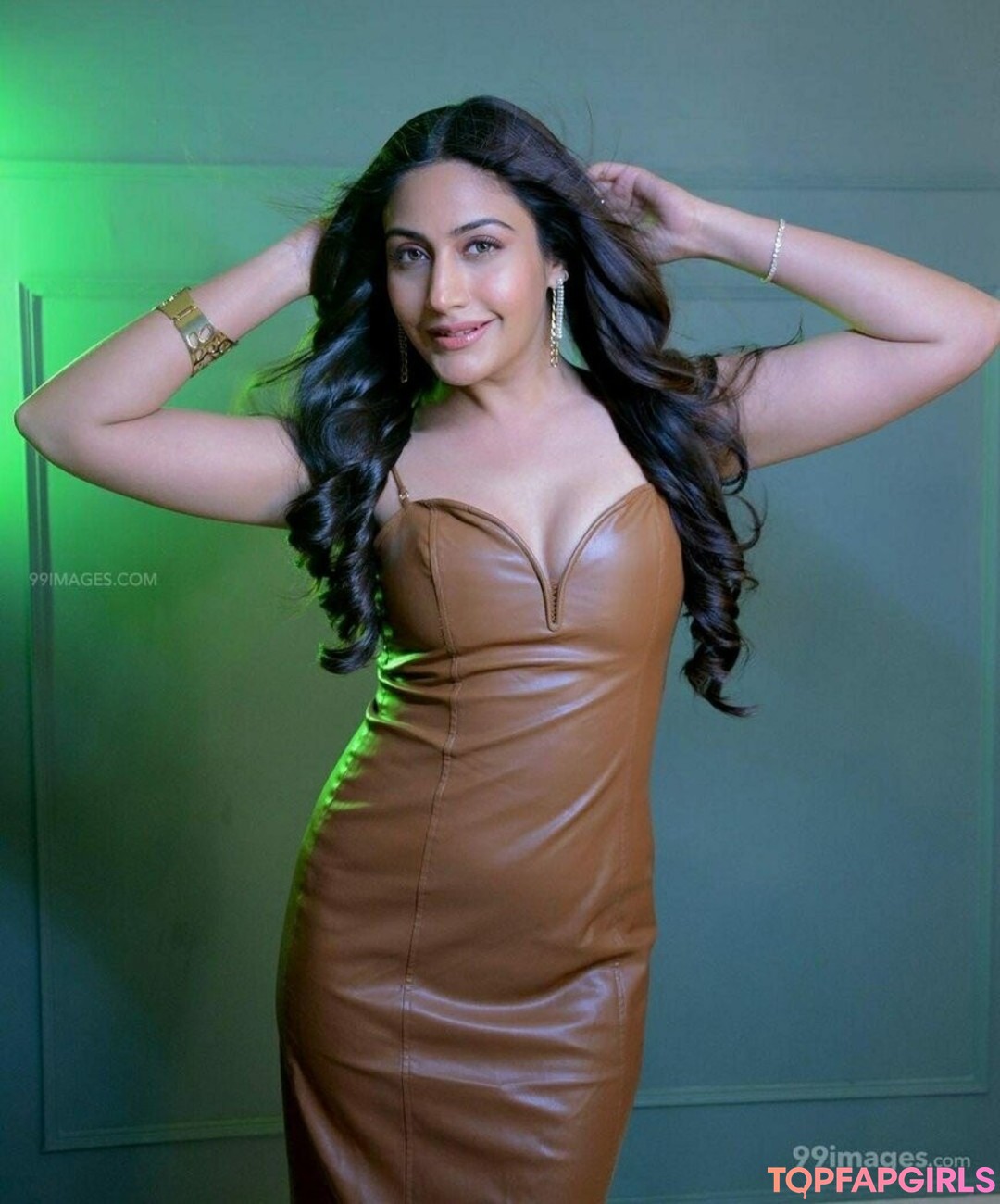 Foto desnuda filtrada de OnlyFans de Surbhi Chandna #439 Foto desnuda filtrada de OnlyFans de Surbhi Chandna #439