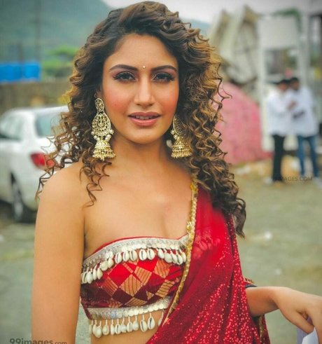 Surbhi Chandna