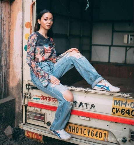 Aahana Kumra