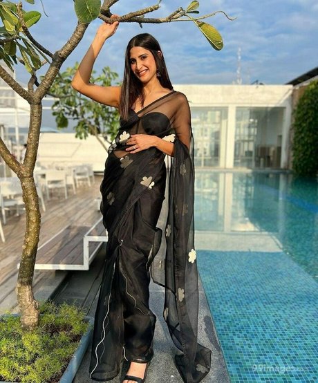 Aahana Kumra