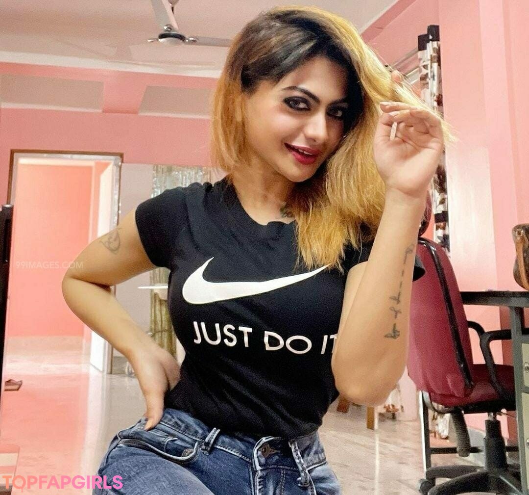 Foto desnuda filtrada de OnlyFans de Suhaani Laskar #192 Foto desnuda filtrada de OnlyFans de Suhaani Laskar #192