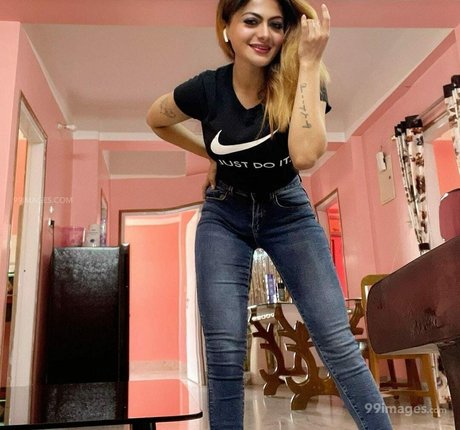 Foto desnuda filtrada de OnlyFans de Suhaani Laskar