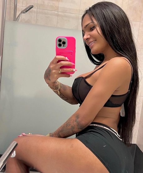 Foto desnuda filtrada de OnlyFans de Krissttal Ruizz