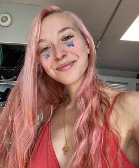Foto desnuda filtrada de OnlyFans de Beckyythebrat