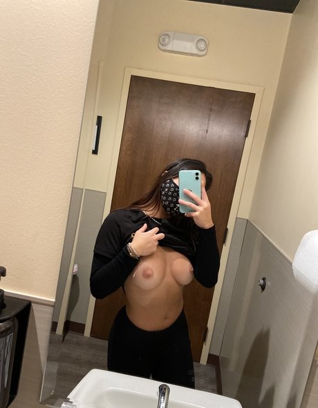 Foto desnuda filtrada de OnlyFans de Meeshmo