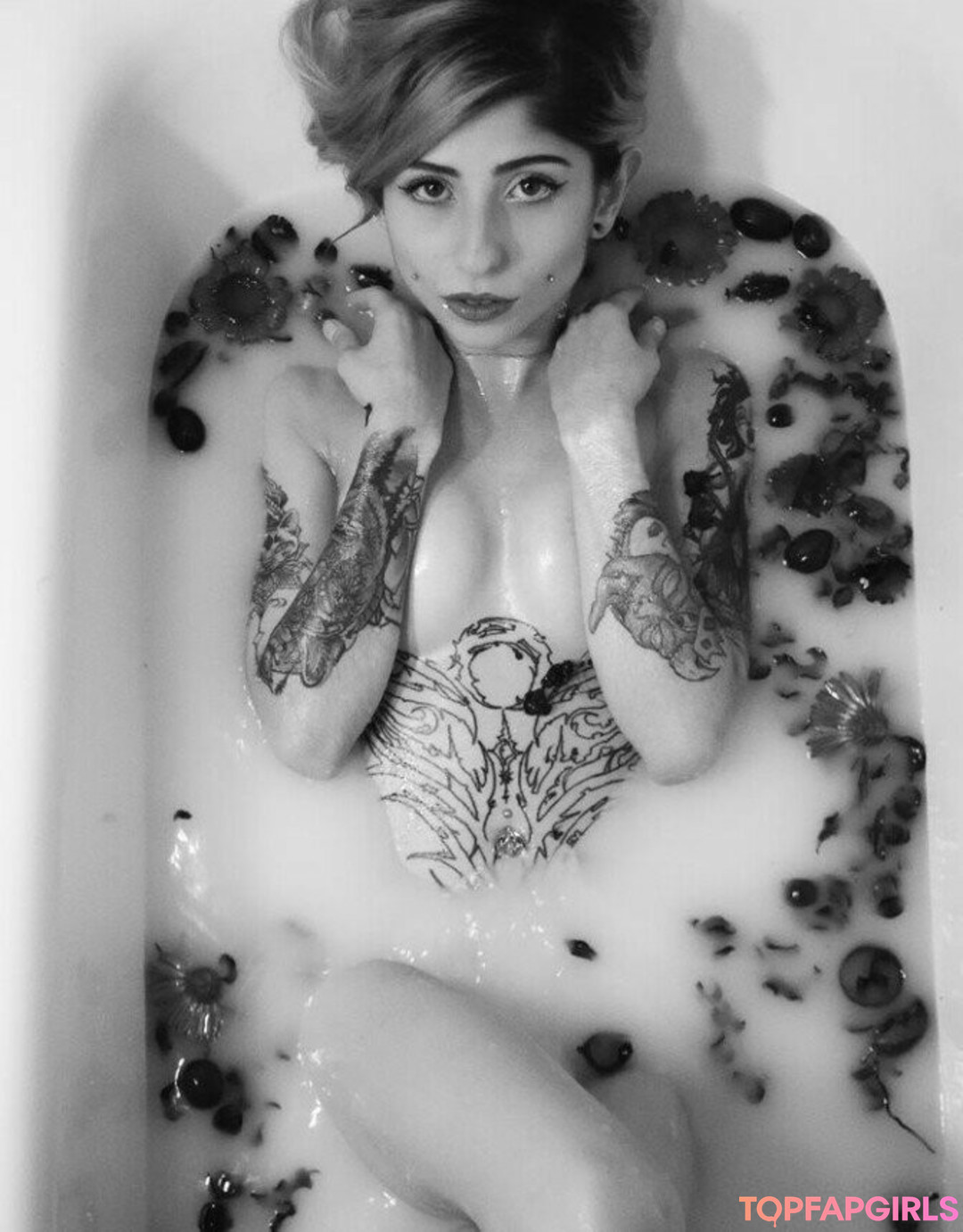 Foto desnuda filtrada de OnlyFans de Ciiraiyazarela #46 Foto desnuda filtrada de OnlyFans de Ciiraiyazarela #46