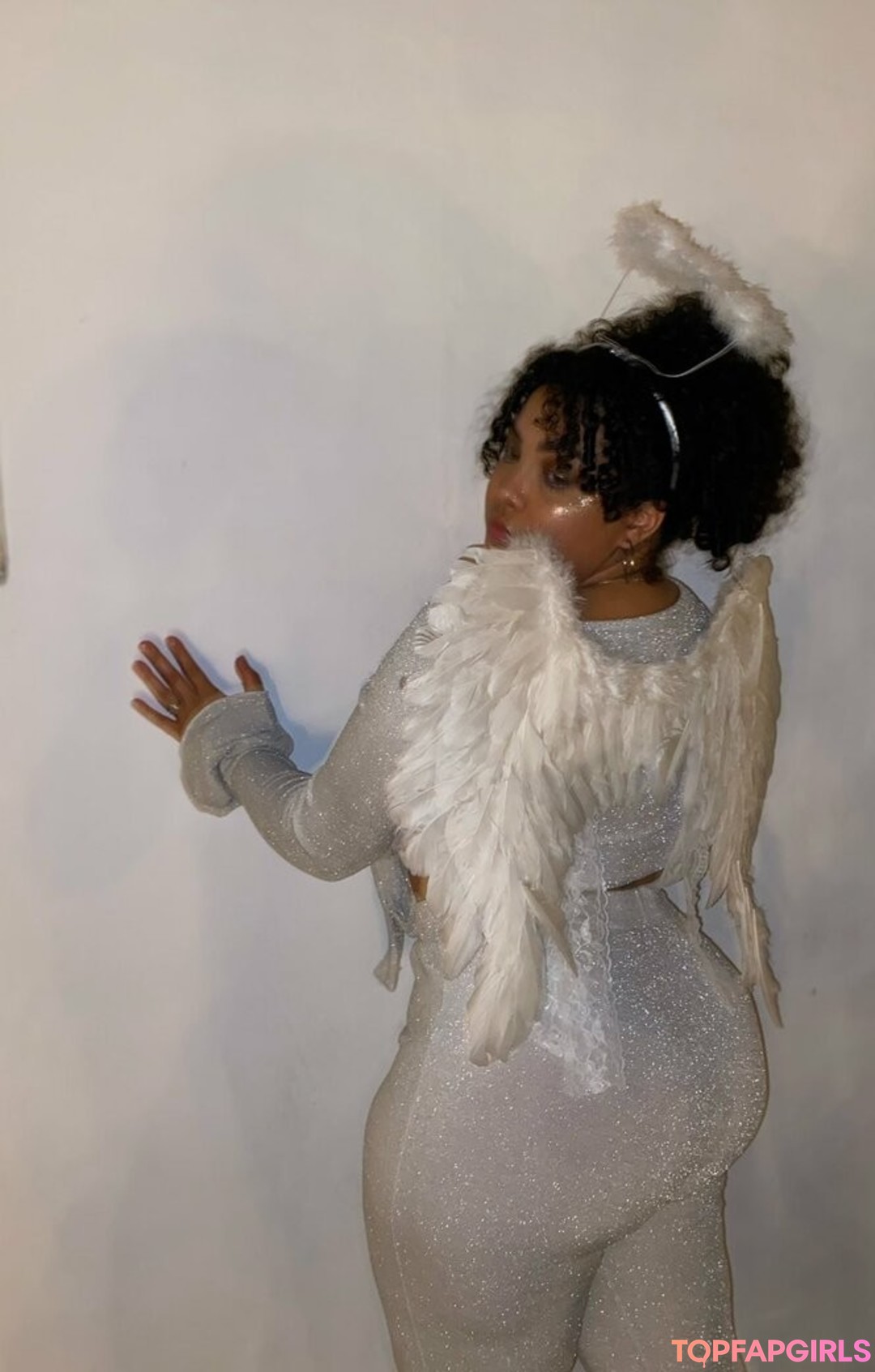 Foto desnuda filtrada de OnlyFans de Deanelizyunes #34 Foto desnuda filtrada de OnlyFans de Deanelizyunes #34