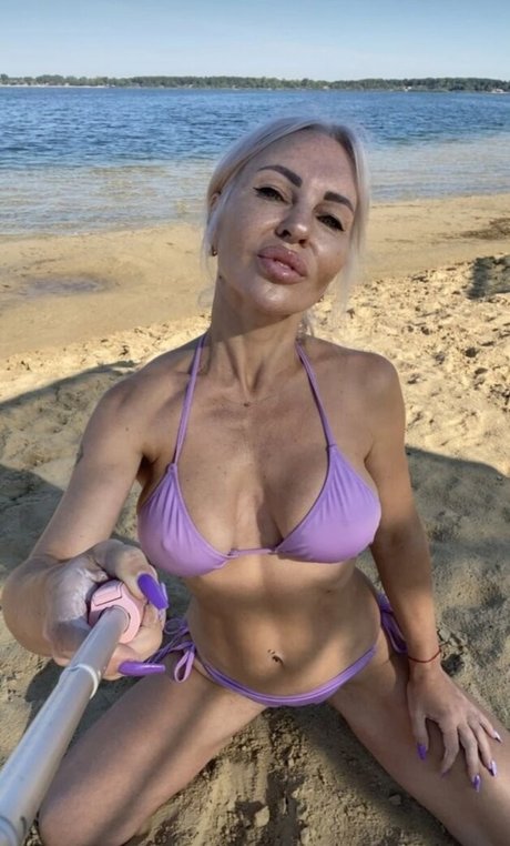 Foto desnuda filtrada de OnlyFans de Hotnessi