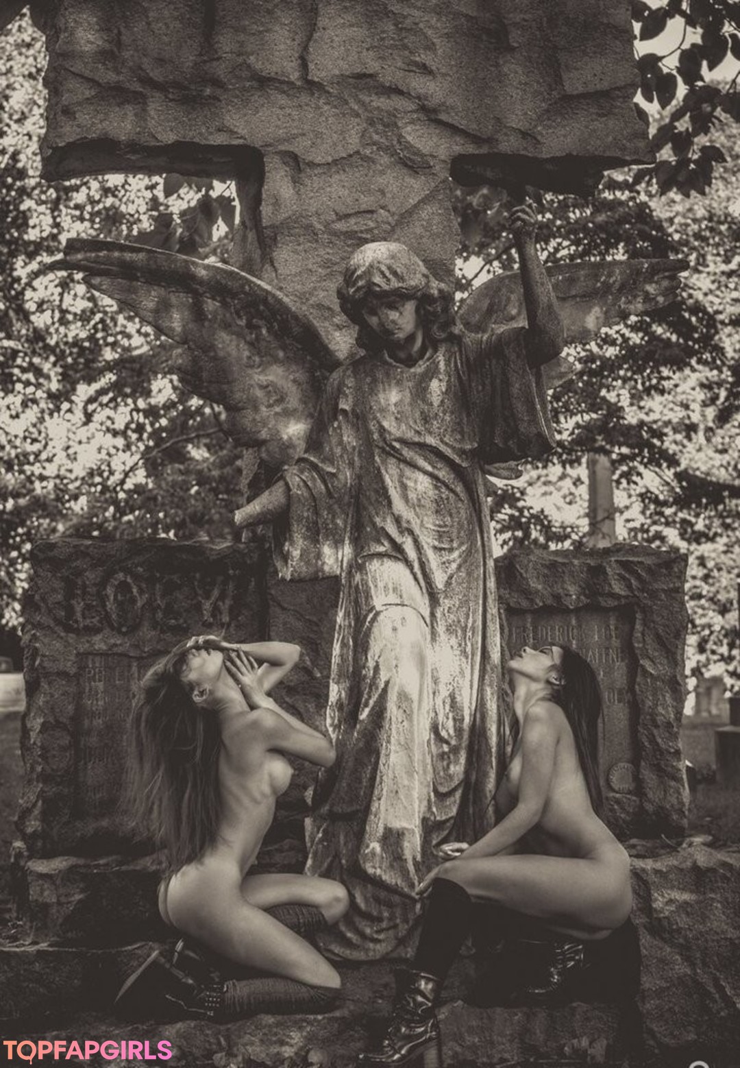 Foto desnuda filtrada de OnlyFans de Mothandrust #7 Foto desnuda filtrada de OnlyFans de Mothandrust #7