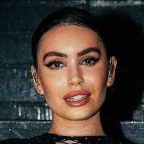 Sophie Simmons