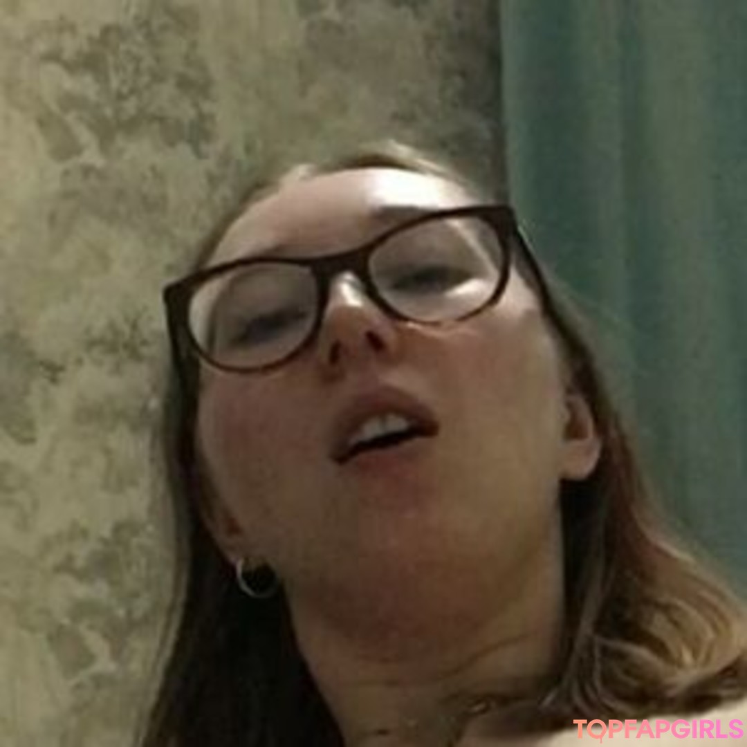 Foto desnuda filtrada de OnlyFans de Sweetieksu #8 Foto desnuda filtrada de OnlyFans de Sweetieksu #8