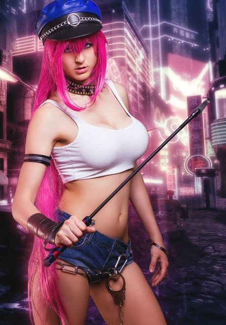 Jubyheadshot